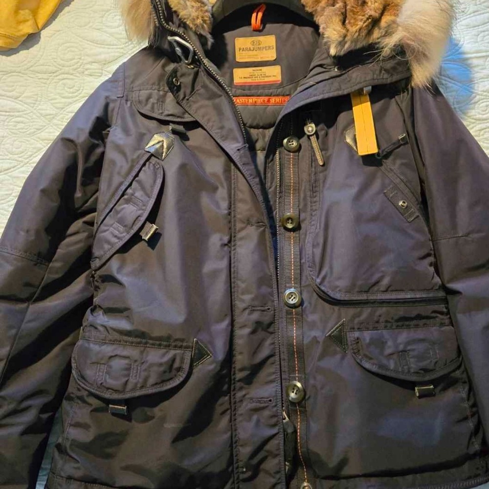 Parajumpers Women's black Jacket with real Fur Trim